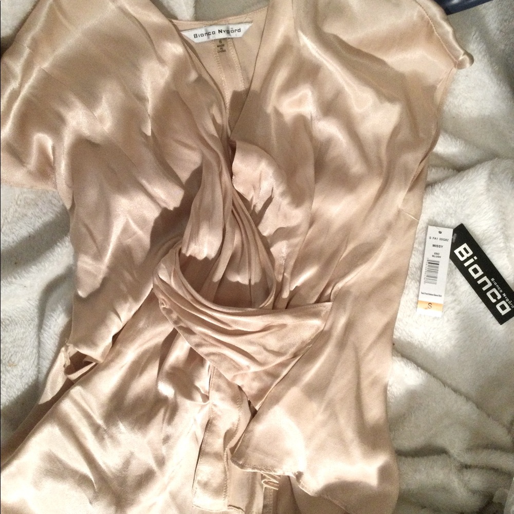 BEAUTIFUL BLUSH CRISS-CROSS BL…